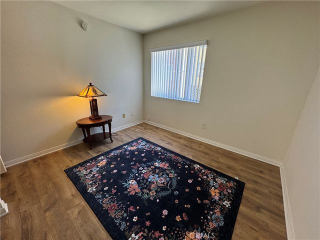 18408 Hatteras 13, Tarzana, CA 91356