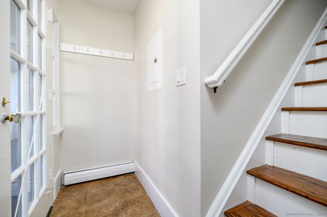 6 Fremont Place, Norwalk, CT 06851