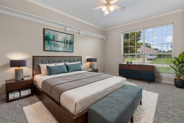 833 Greenwood Circle, Lindale, TX 75771