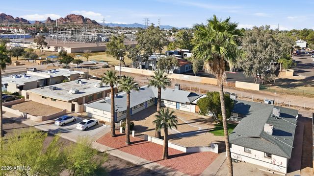 3232 N 66TH Street, Scottsdale, AZ 85251