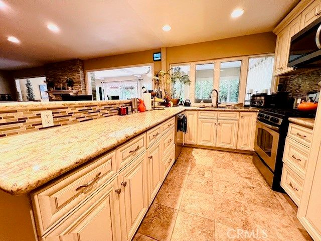 16410 Opimo Court, San Diego, CA 92128