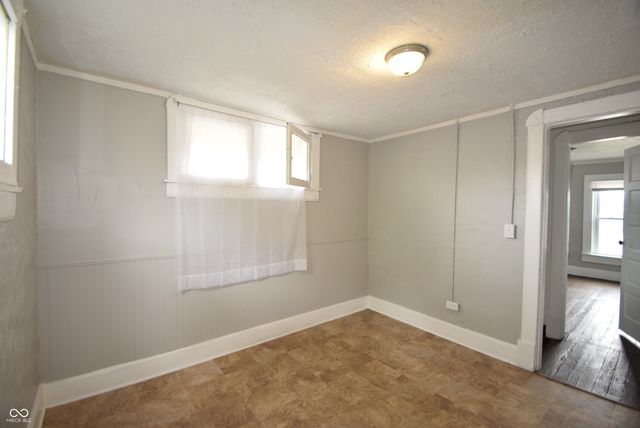 1040 Division Street, Indianapolis, IN 46221