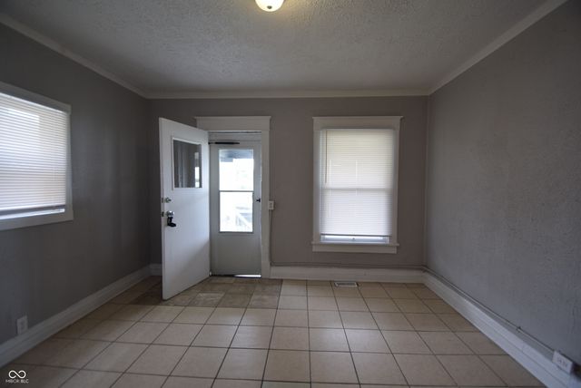 1040 Division Street, Indianapolis, IN 46221
