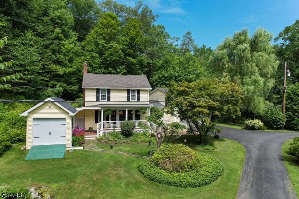 4 Mill Rd, Mount Olive Twp., NJ 07836