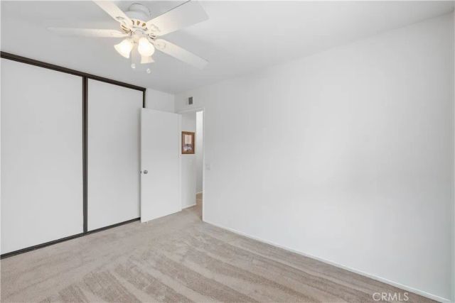 53 Thicket 38, Irvine, CA 92614