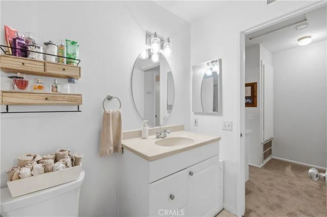 53 Thicket 38, Irvine, CA 92614
