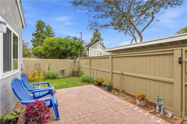 53 Thicket 38, Irvine, CA 92614