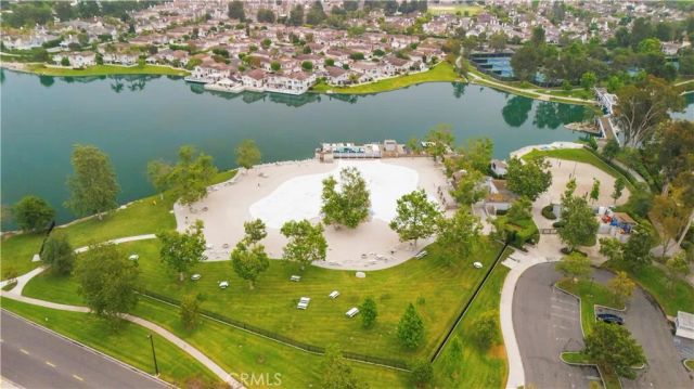 53 Thicket 38, Irvine, CA 92614
