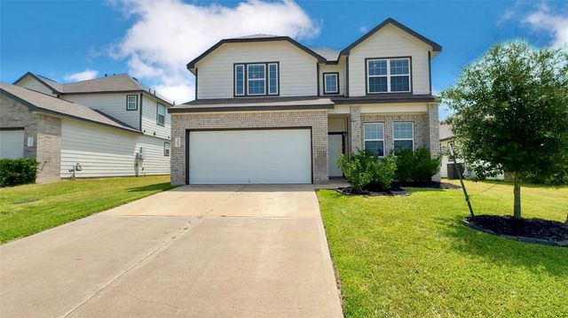 303 Black Bear Drive, Huntsville, TX 77320