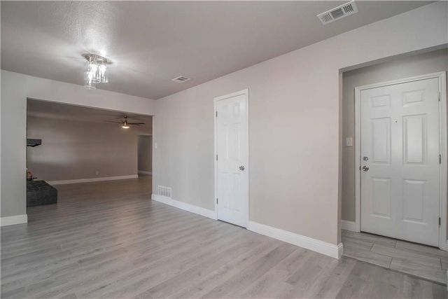 7305 Woodbridge Drive, Forest Hill, TX 76140