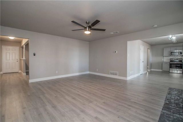 7305 Woodbridge Drive, Forest Hill, TX 76140