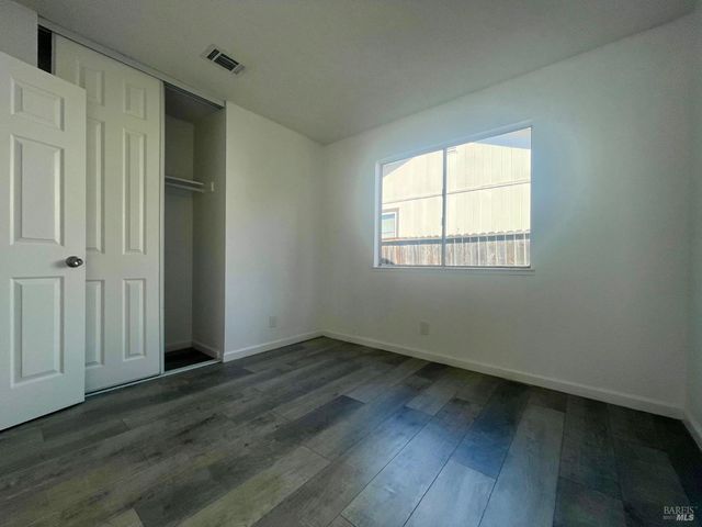 464 Evelyn Cir, Vallejo, CA 94589