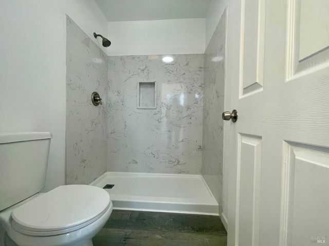 464 Evelyn Cir, Vallejo, CA 94589