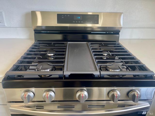 464 Evelyn Cir, Vallejo, CA 94589