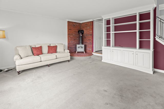 30 Kinloch Street, Milford, CT 06460