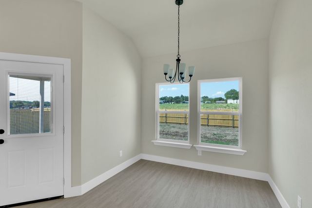 530 E Lamar Street, Palmer, TX 75152