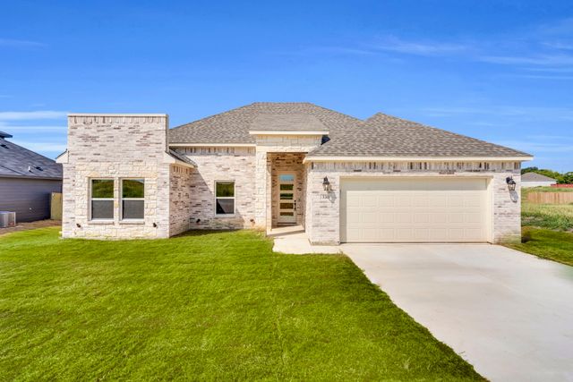 530 E Lamar Street, Palmer, TX 75152