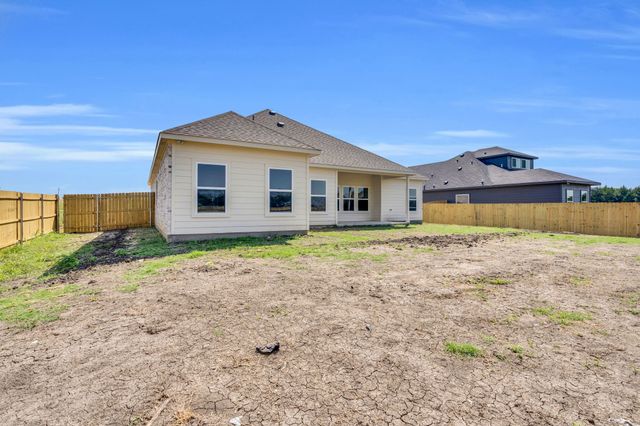 530 E Lamar Street, Palmer, TX 75152