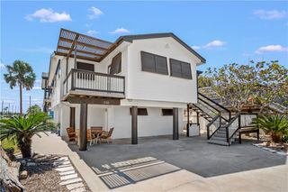 510 Bralley Dr, Port Aransas, TX 78373