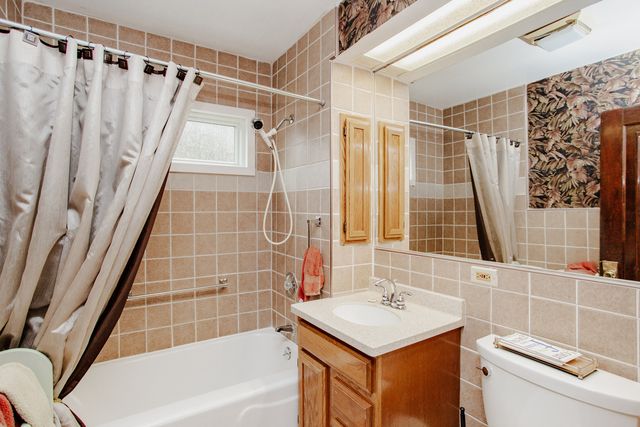 127 Belle Plaine Avenue, Park Ridge, IL 60068