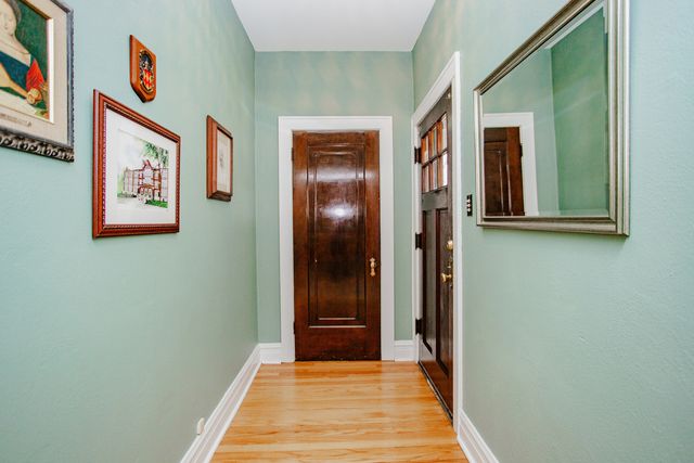 127 Belle Plaine Avenue, Park Ridge, IL 60068