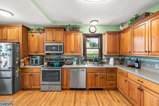 886 Brass Castle Rd, White Twp., NJ 07823