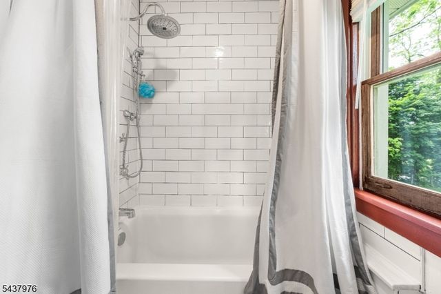 886 Brass Castle Rd, White Twp., NJ 07823