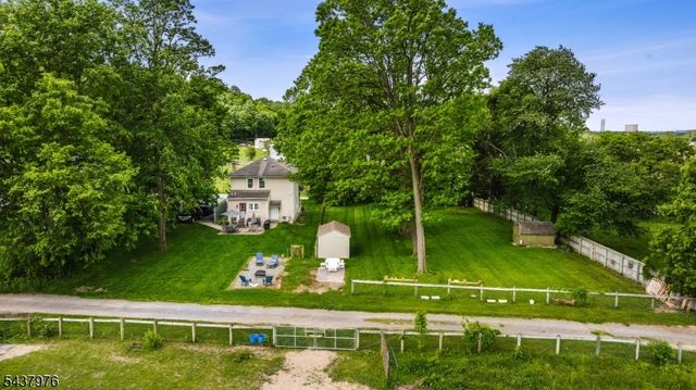 886 Brass Castle Rd, White Twp., NJ 07823