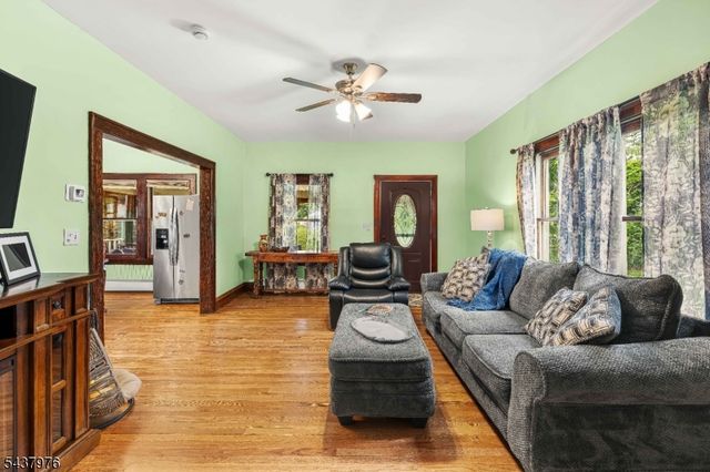 886 Brass Castle Rd, White Twp., NJ 07823