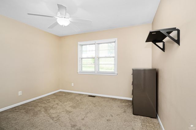 1925 Blue Hills Road, Manhattan, KS 66502
