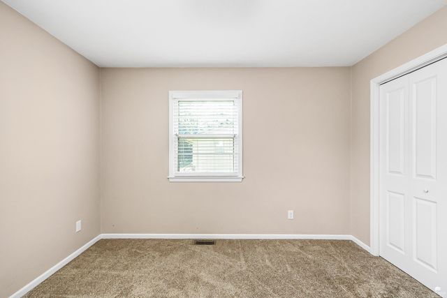 1925 Blue Hills Road, Manhattan, KS 66502