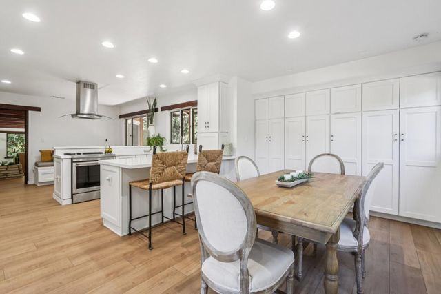 6600 Redwood Retreat Road, Gilroy, CA 95020