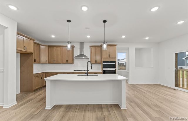 51261 Deerbrook Drive, Macomb, MI 48042