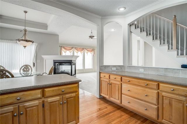 5801 NE Hidden Meadows Drive, Lee's Summit, MO 64064