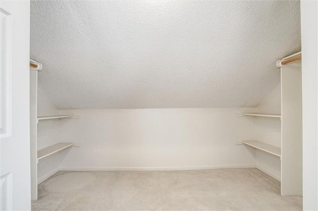 5801 NE Hidden Meadows Drive, Lee's Summit, MO 64064