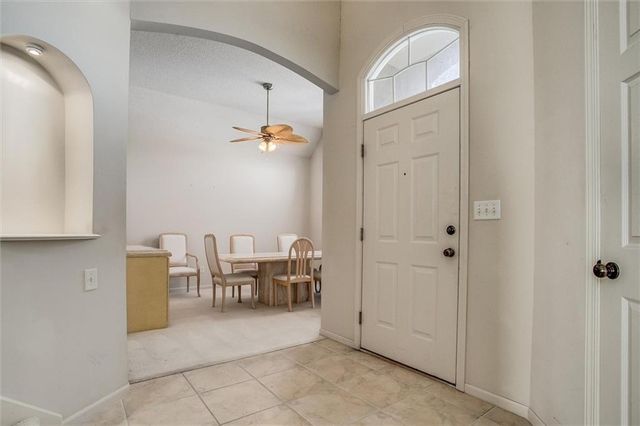 5801 NE Hidden Meadows Drive, Lee's Summit, MO 64064