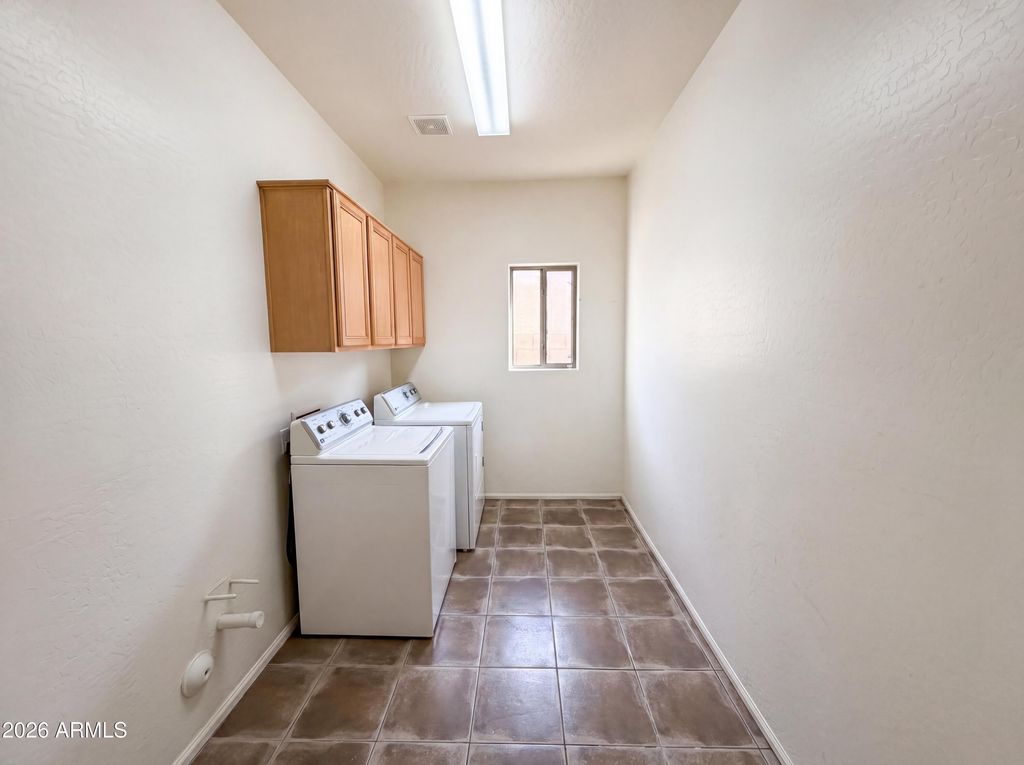 Image 18 of property listing at 2993 S 160TH Lane, Goodyear, AZ 85338