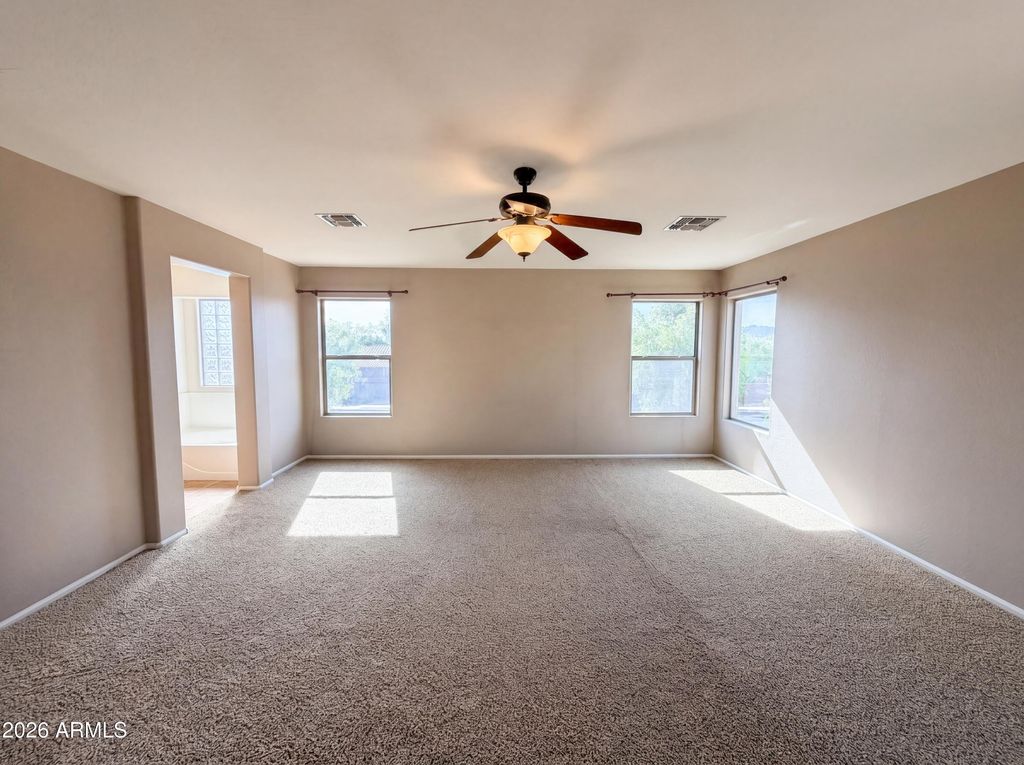 Image 4 of property listing at 2993 S 160TH Lane, Goodyear, AZ 85338