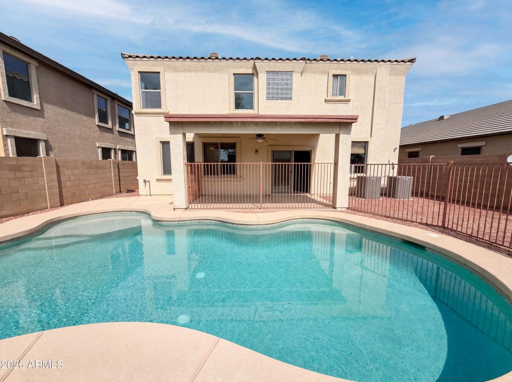 Image 5 of property listing at 2993 S 160TH Lane, Goodyear, AZ 85338