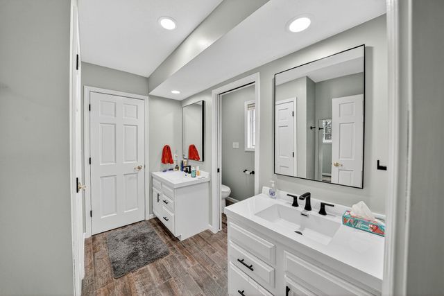 3484 Fox Chase Drive, Bristol, IN 46507