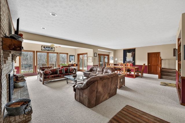 3484 Fox Chase Drive, Bristol, IN 46507