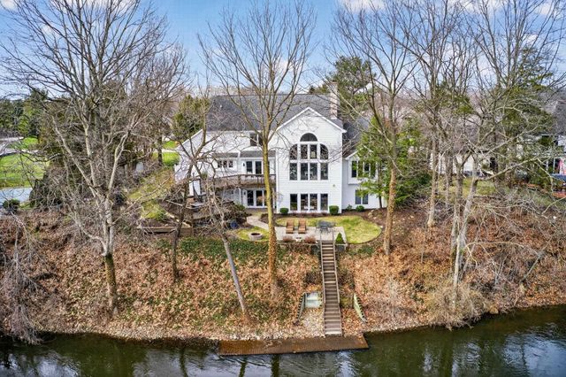 3484 Fox Chase Drive, Bristol, IN 46507