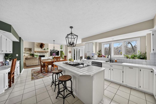 3484 Fox Chase Drive, Bristol, IN 46507