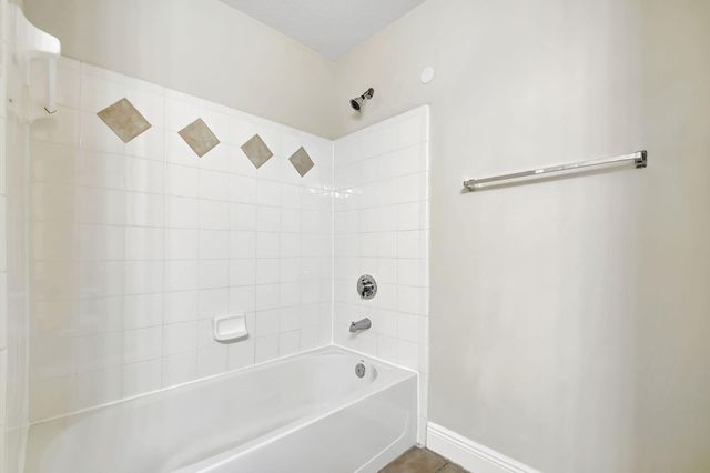 9849 Baywinds Drive 8101, West Palm Beach, FL 33411