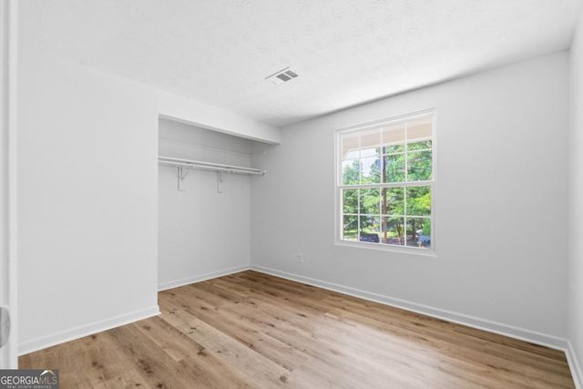 853 Courting Lane NW, Lilburn, GA 30047