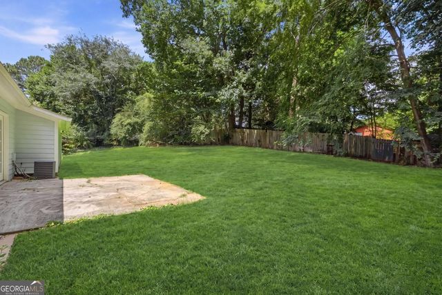 853 Courting Lane NW, Lilburn, GA 30047