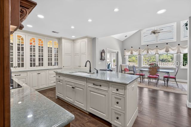 10 Long Marsh Ln, Hilton Head Island, SC 29928
