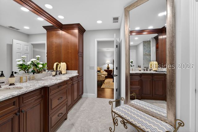 10 Long Marsh Ln, Hilton Head Island, SC 29928