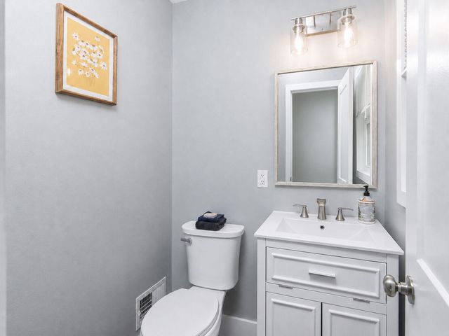 1905 Aichele Drive, North Charleston, SC 29406