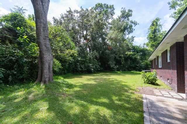 1905 Aichele Drive, North Charleston, SC 29406